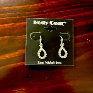 3/$22 Beautiful rhinestone earrings